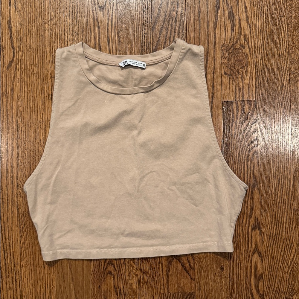 Zara Tan Cropped Tank size medium